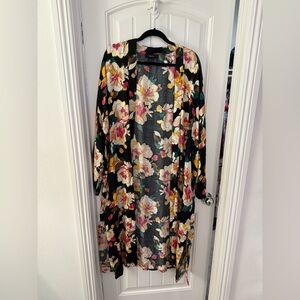 Forever 21 Black Floral Kimono 2x